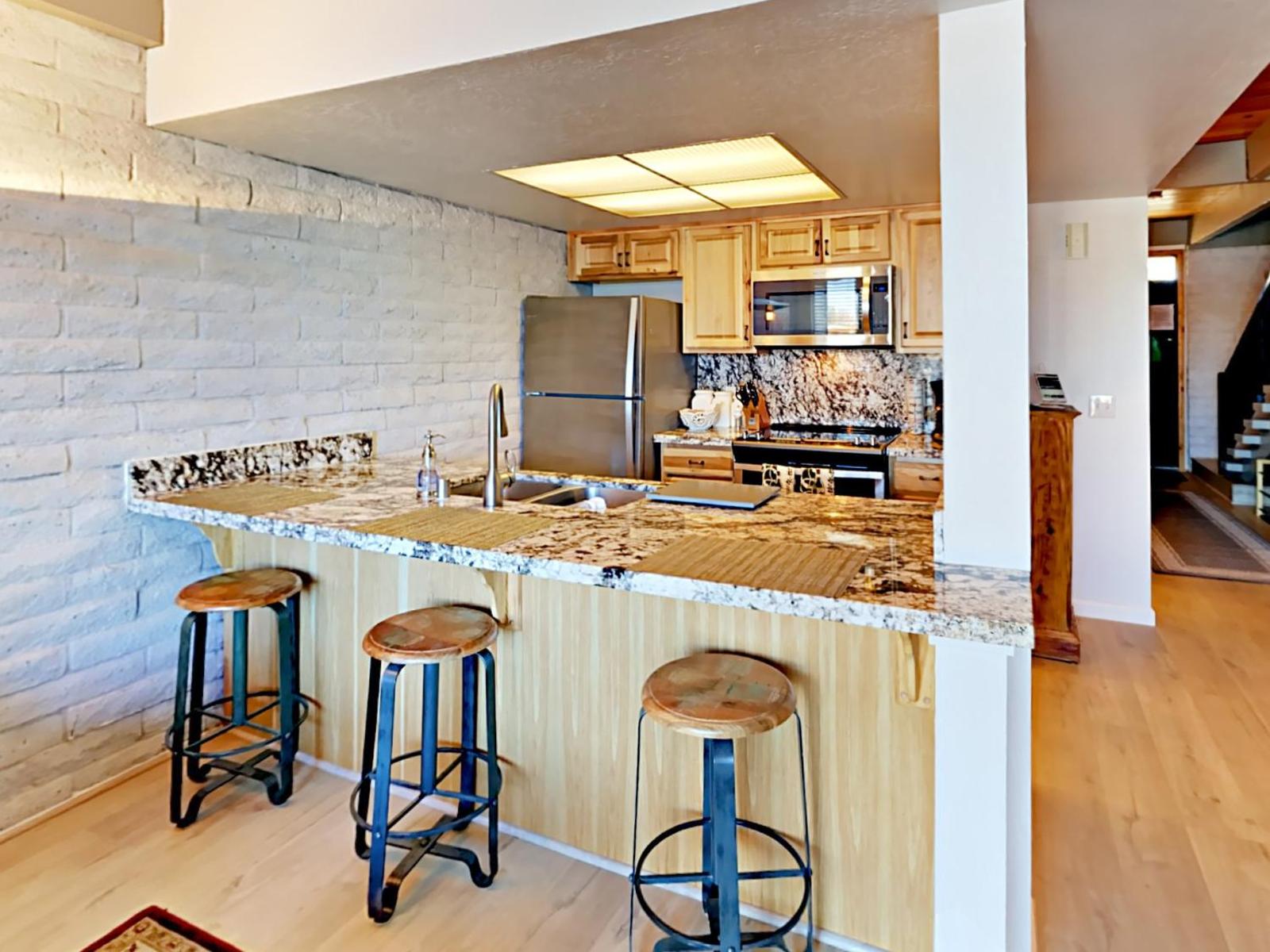 439 Ala Wai Blvd Condo Unit 141 Main image 1